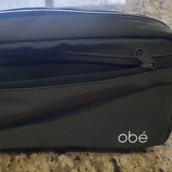 OBÉ| waistpack - Picture 2 of 2